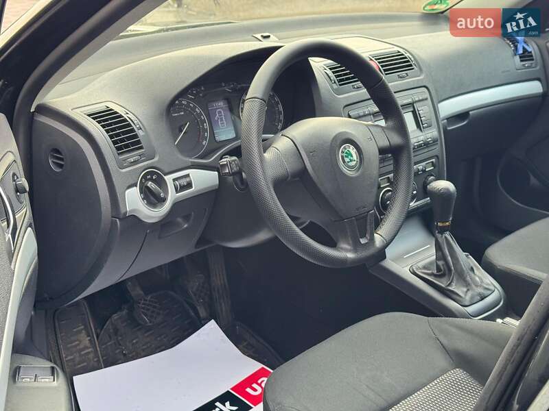 Универсал Skoda Octavia 2007 в Запорожье