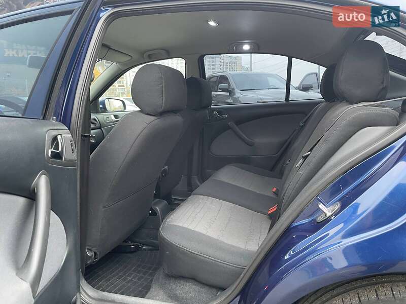 Лифтбек Skoda Octavia 2006 в Киеве фото 9 Лифтбек Skoda Octavia 2006 в Киеве