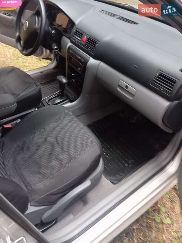 Лифтбек Skoda Octavia 1999 в Полтаве