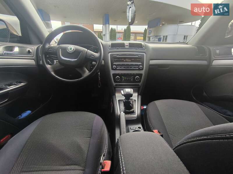 Универсал Skoda Octavia 2010 в Сумах