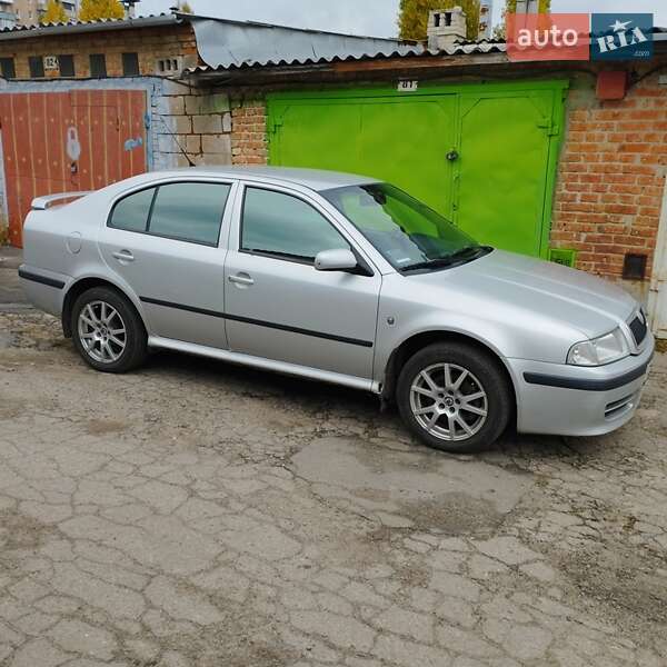 Лифтбек Skoda Octavia 2006 в Харькове фото Лифтбек Skoda Octavia 2006 в Харькове