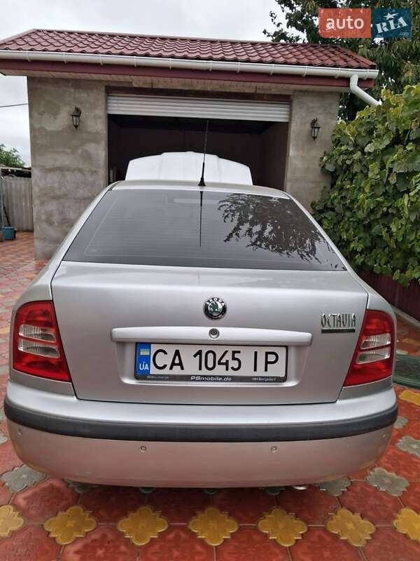 Універсал Skoda Octavia 2001 в Умані