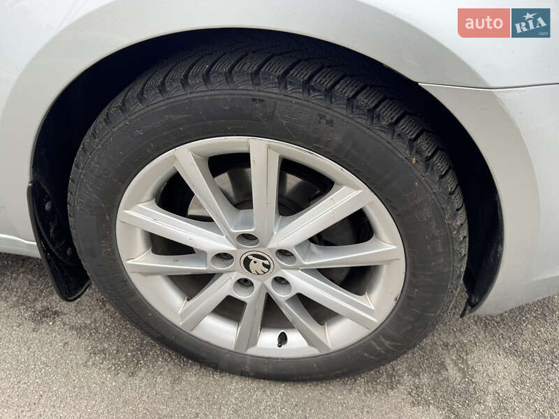 Универсал Skoda Octavia 2016 в Софиевской Борщаговке