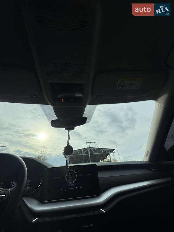 Универсал Skoda Octavia 2021 в Сарнах