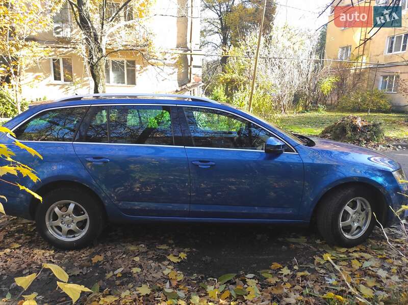 Універсал Skoda Octavia 2014 в Ужгороді