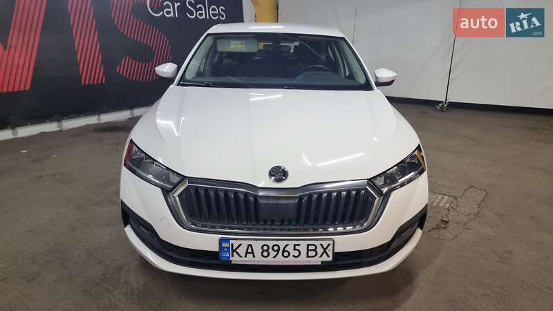 Лифтбек Skoda Octavia 2021 в Киеве