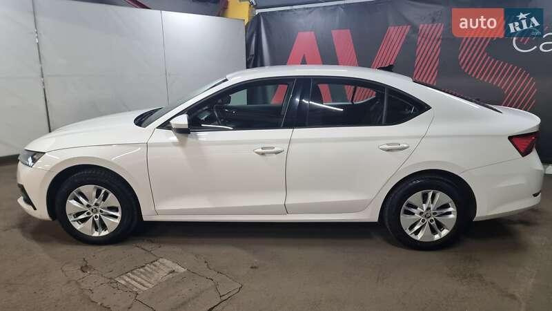 Лифтбек Skoda Octavia 2021 в Киеве