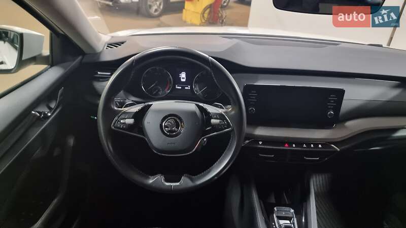 Лифтбек Skoda Octavia 2021 в Киеве