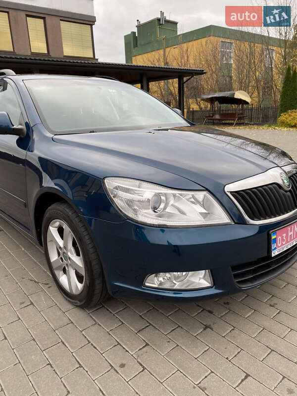 Универсал Skoda Octavia 2011 в Ровно