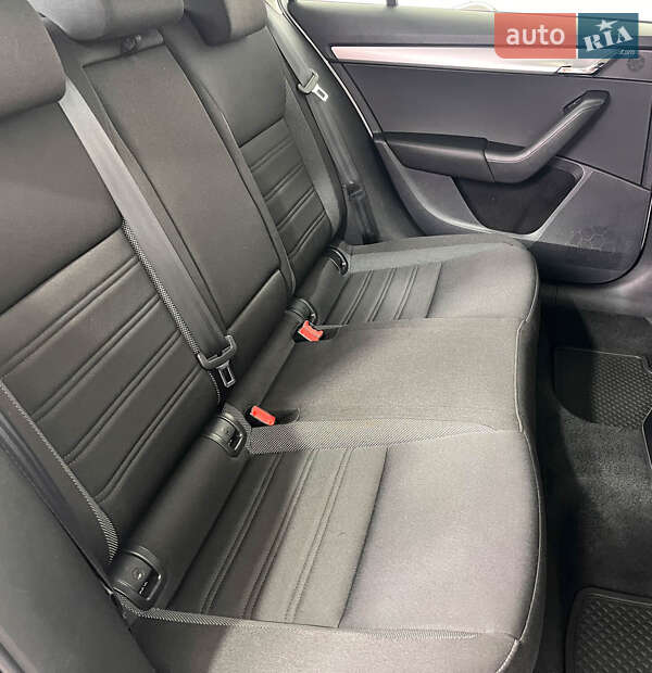 Универсал Skoda Octavia 2019 в Львове фото 23 Универсал Skoda Octavia 2019 в Львове