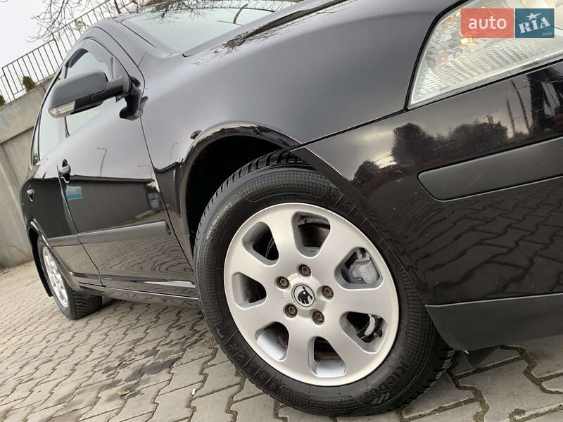 Лифтбек Skoda Octavia 2004 в Дрогобыче
