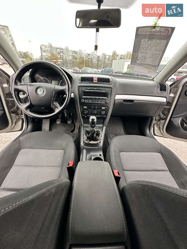 Лифтбек Skoda Octavia 2008 в Запорожье фото 6 Лифтбек Skoda Octavia 2008 в Запорожье