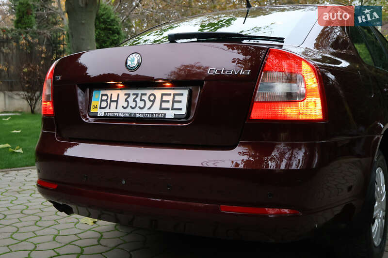 Лифтбек Skoda Octavia 2012 в Одессе