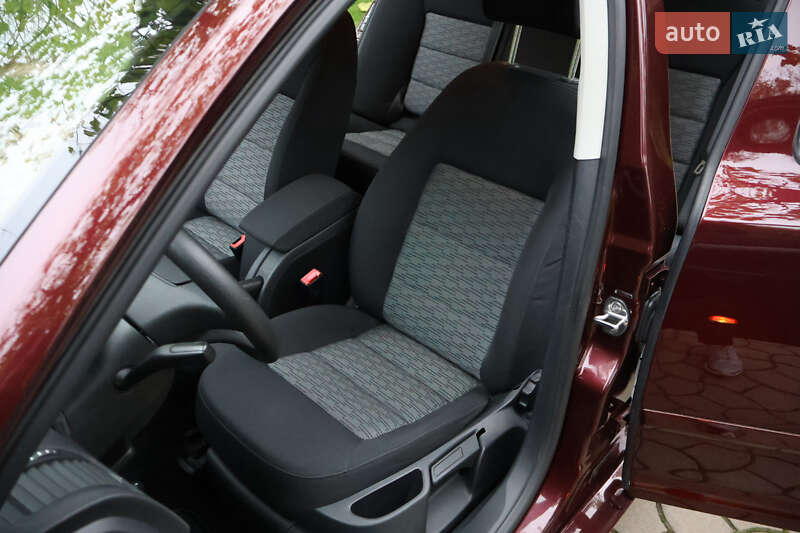 Лифтбек Skoda Octavia 2012 в Одессе