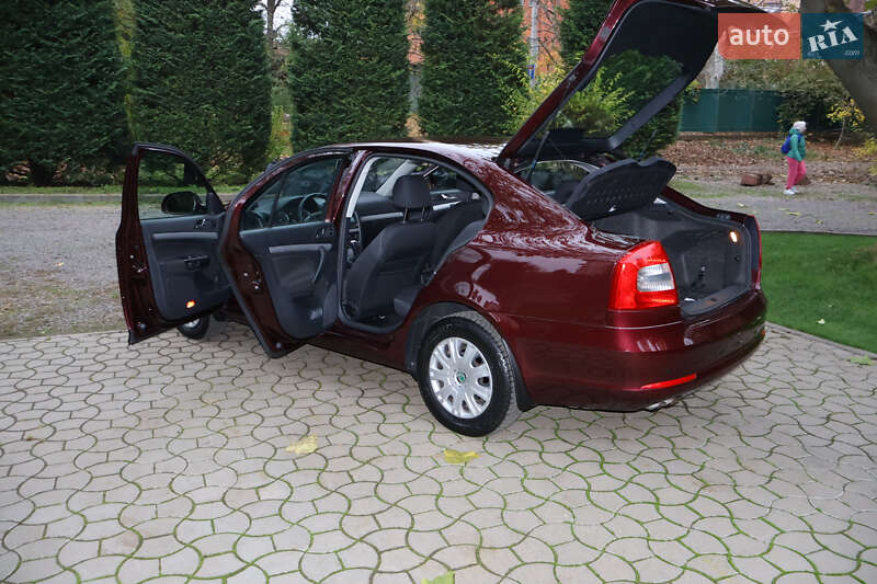 Лифтбек Skoda Octavia 2012 в Одессе