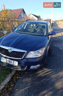 Універсал Skoda Octavia 2012 в Володимирі