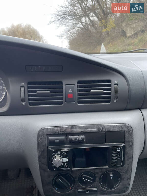 Лифтбек Skoda Octavia 1998 в Городке фото 10 Лифтбек Skoda Octavia 1998 в Городке