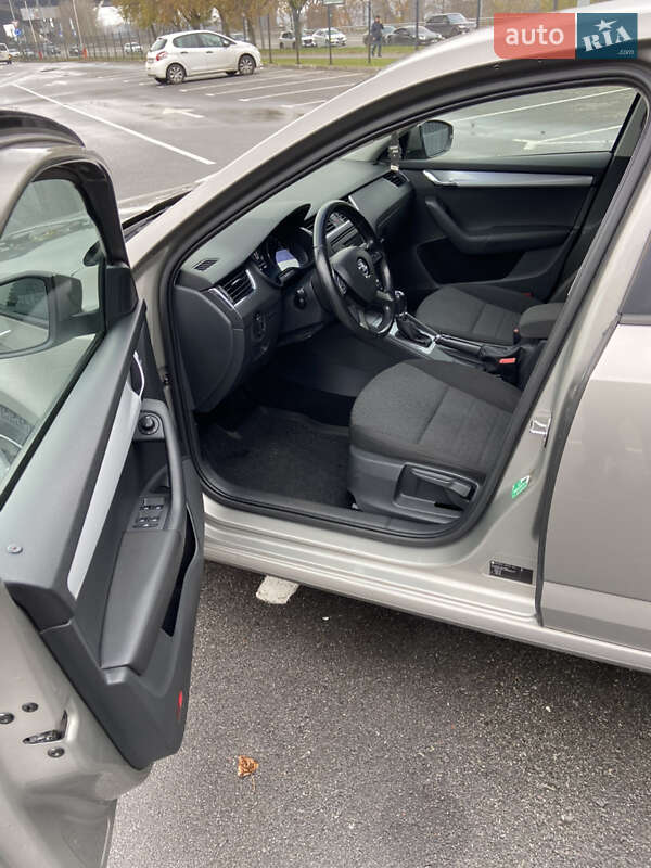 Лифтбек Skoda Octavia 2013 в Киеве фото 5 Лифтбек Skoda Octavia 2013 в Киеве