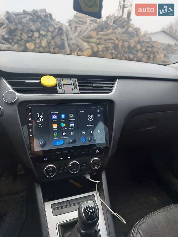 Лифтбек Skoda Octavia 2015 в Василькове