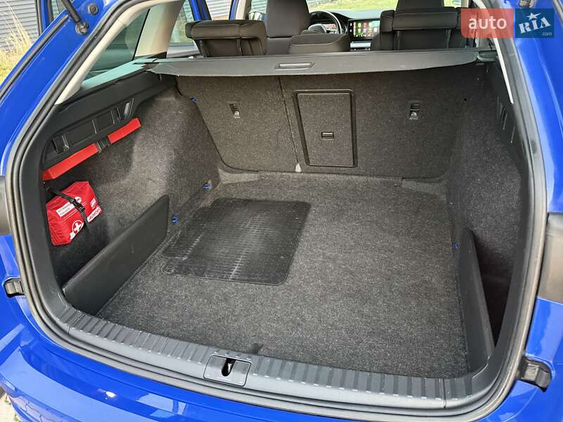 Универсал Skoda Octavia 2020 в Стрые