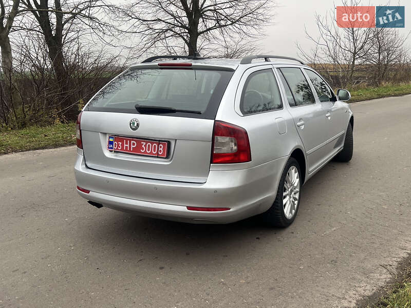Універсал Skoda Octavia 2010 в Здолбуніві