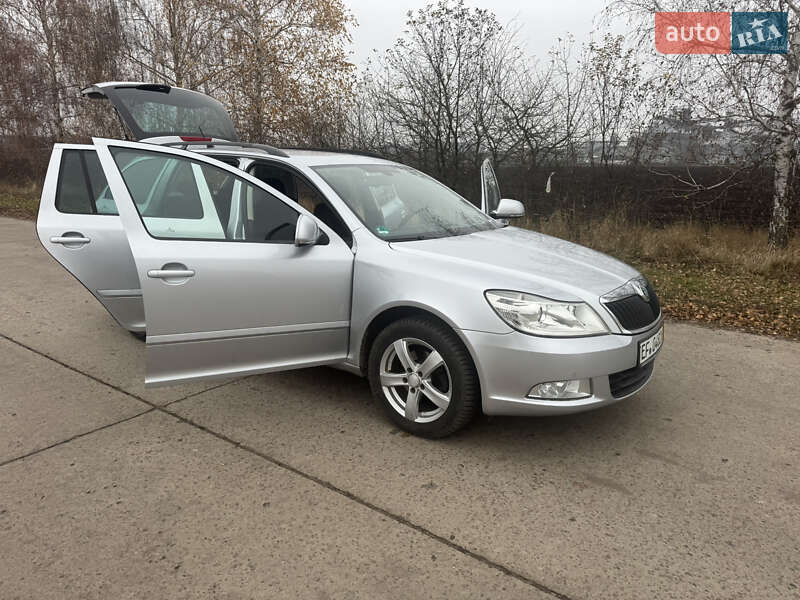 Универсал Skoda Octavia 2013 в Сумах