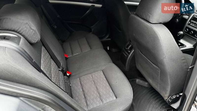 Лифтбек Skoda Octavia 2012 в Кривом Роге