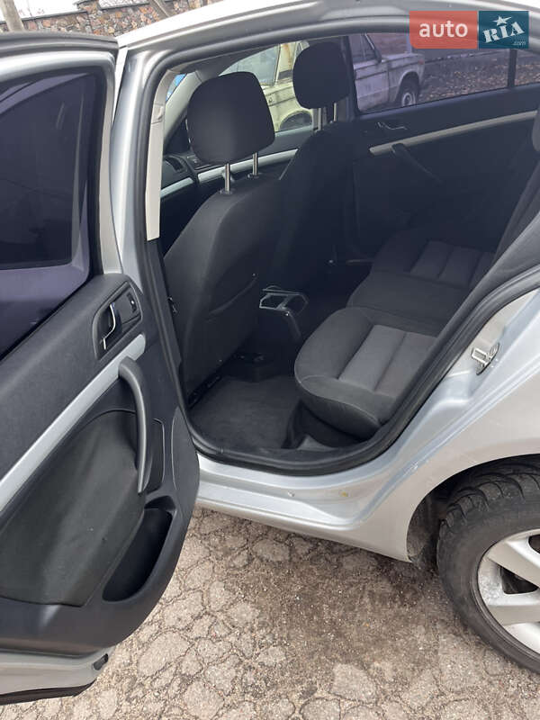 Лифтбек Skoda Octavia 2007 в Житомире