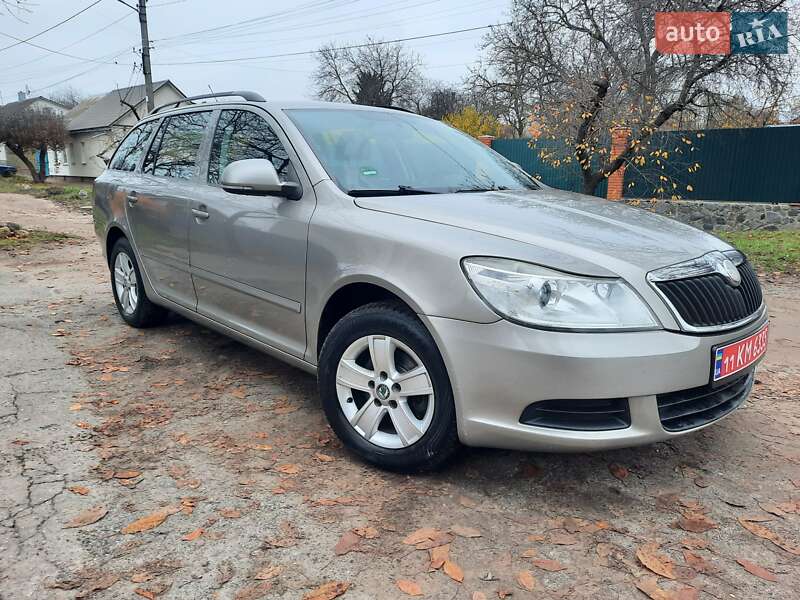 Універсал Skoda Octavia 2009 в Полтаві
