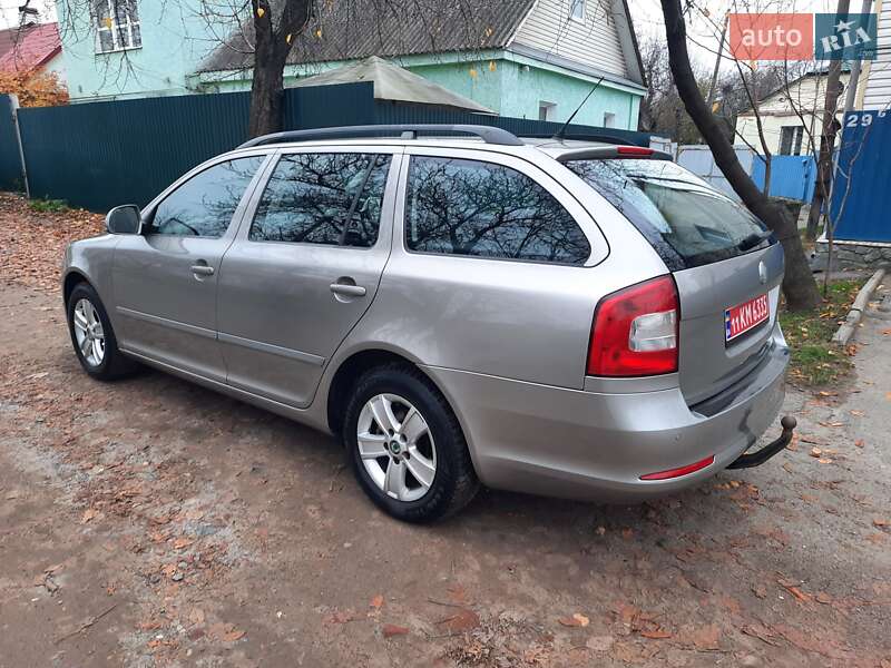 Універсал Skoda Octavia 2009 в Полтаві