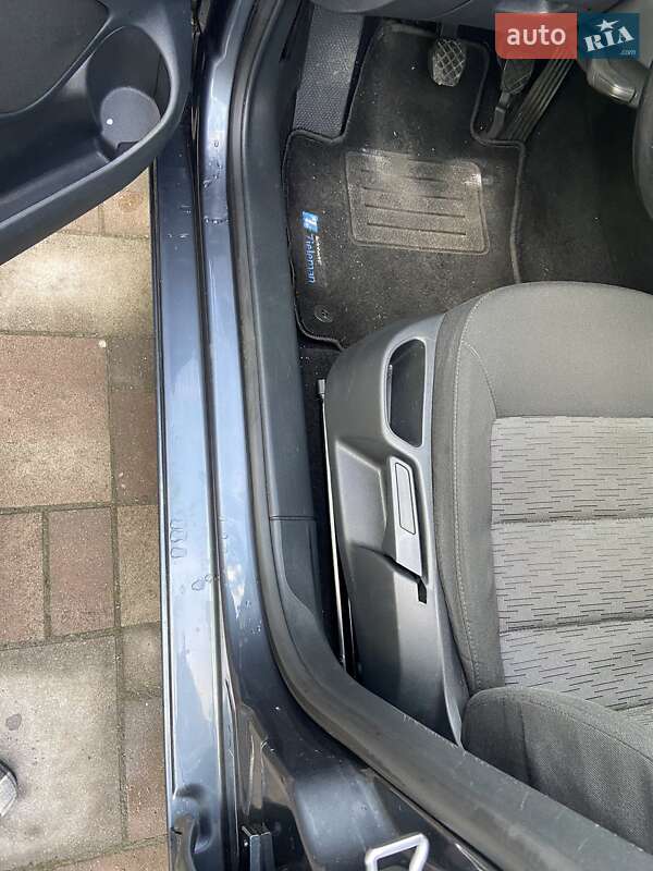 Универсал Skoda Octavia 2011 в Ровно фото 23 Универсал Skoda Octavia 2011 в Ровно