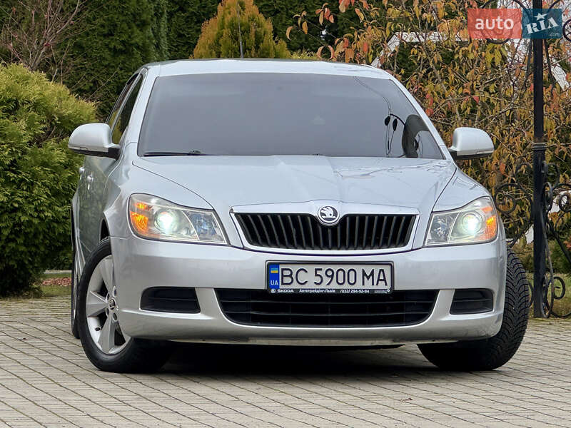 Лифтбек Skoda Octavia 2009 в Самборе