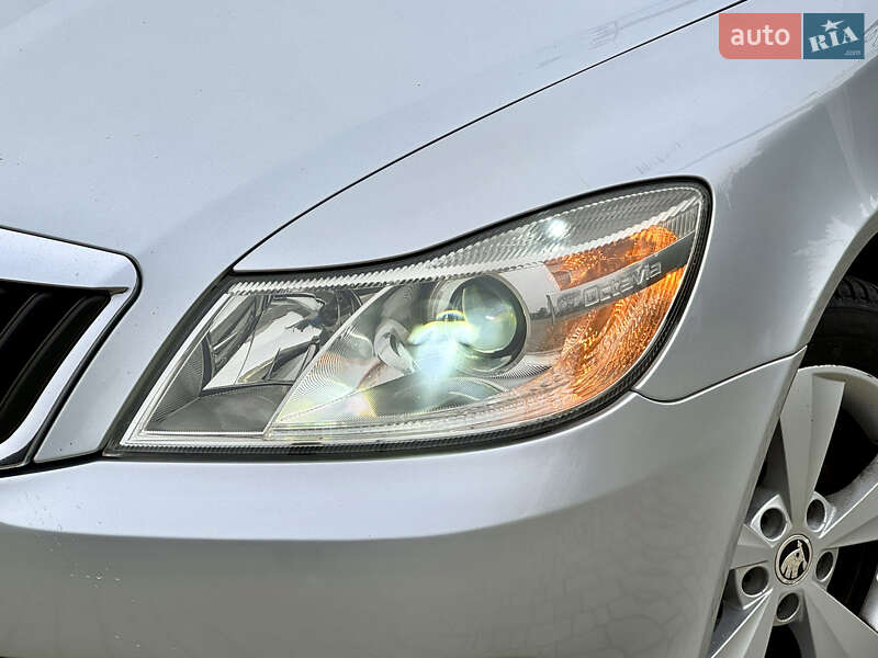 Лифтбек Skoda Octavia 2009 в Самборе