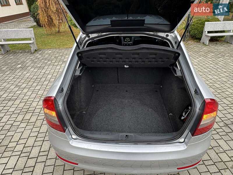 Лифтбек Skoda Octavia 2009 в Самборе