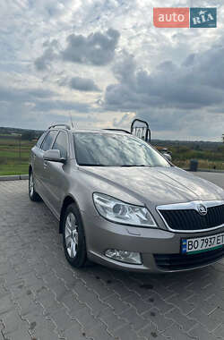 Універсал Skoda Octavia 2009 в Шумську
