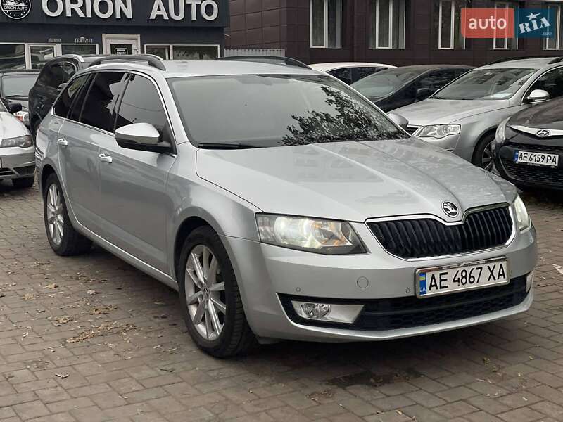 Универсал Skoda Octavia 2016 в Днепре