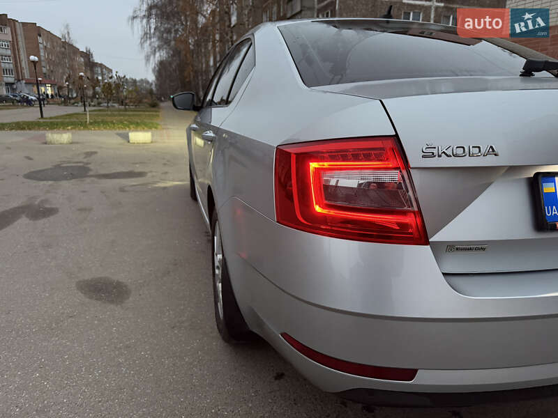 Лифтбек Skoda Octavia 2017 в Бахмаче фото 7 Лифтбек Skoda Octavia 2017 в Бахмаче