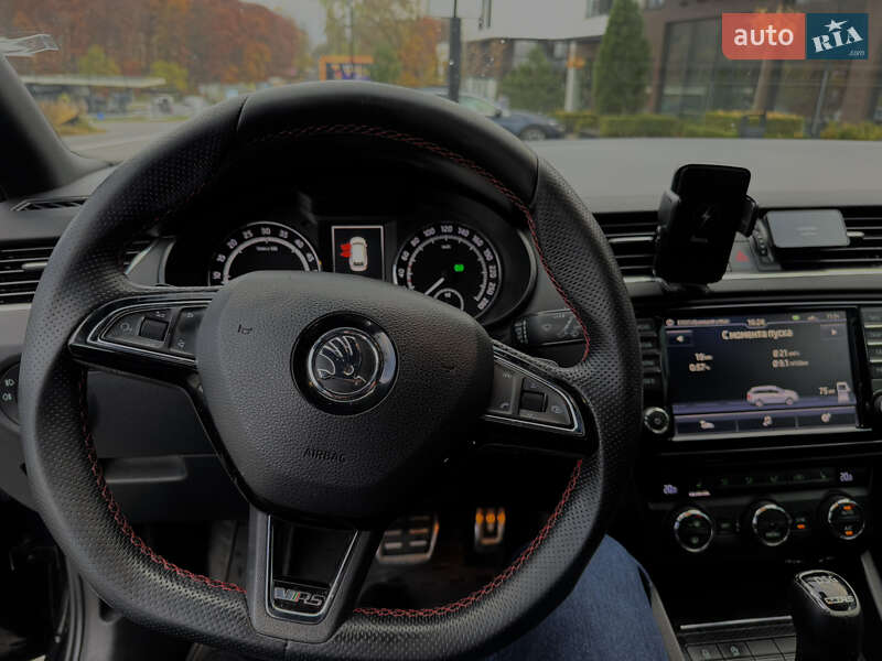 Универсал Skoda Octavia 2015 в Ужгороде