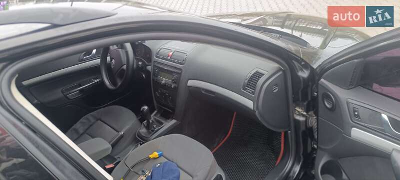 Универсал Skoda Octavia 2005 в Черновцах