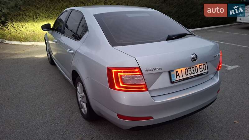 Лифтбек Skoda Octavia 2016 в Буче