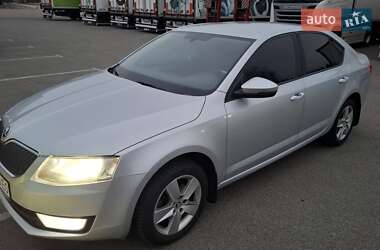 Лифтбек Skoda Octavia 2016 в Буче