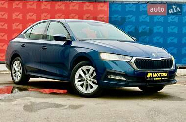 Лифтбек Skoda Octavia 2021 в Киеве