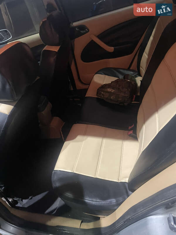 Ліфтбек Skoda Octavia 2001 в Ужгороді фото 7 Ліфтбек Skoda Octavia 2001 в Ужгороді