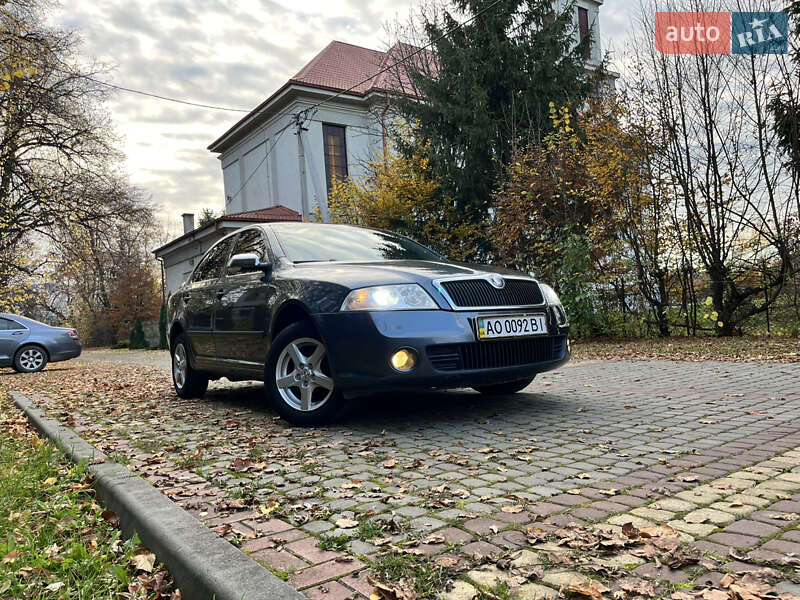 Ліфтбек Skoda Octavia 2006 в Тячеві