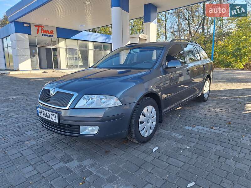 Універсал Skoda Octavia 2007 в Дніпрі