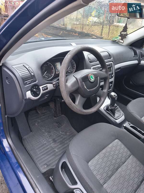 Универсал Skoda Octavia 2012 в Владимире фото 19 Универсал Skoda Octavia 2012 в Владимире