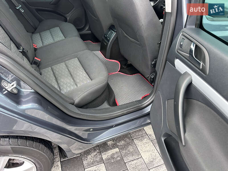 Универсал Skoda Octavia 2010 в Ивано-Франковске