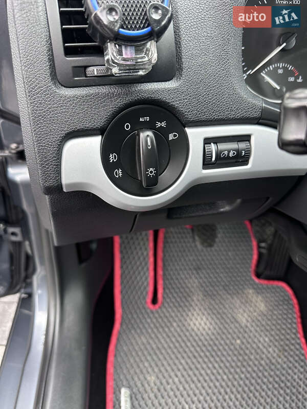 Универсал Skoda Octavia 2010 в Ивано-Франковске