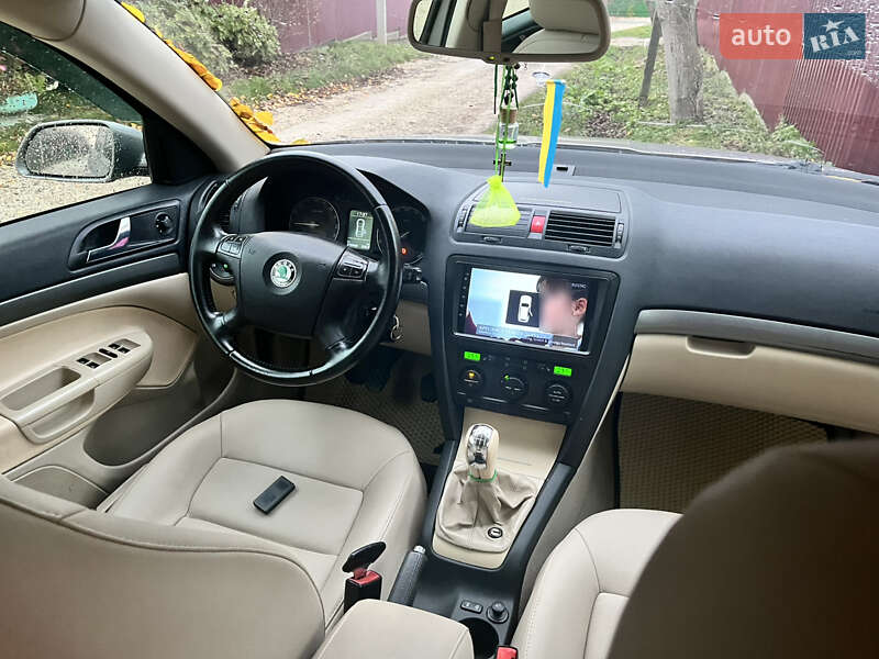 Універсал Skoda Octavia 2007 в Новій Ушиці