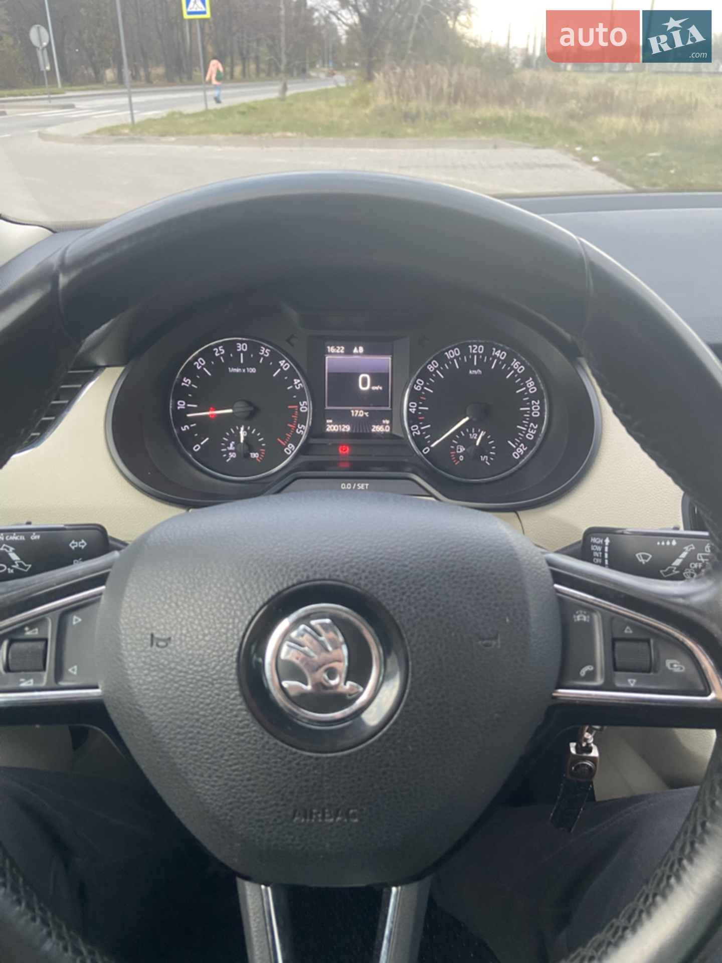 2016 Skoda Octavia - мініатюра 12